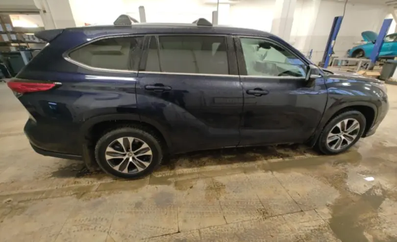 Toyota Highlander 2020 года за 20 700 000 тг. в Актобе фото 4