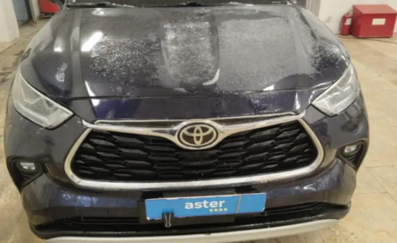 Toyota Highlander 2020 года за 20 700 000 тг. в Актобе фото 2