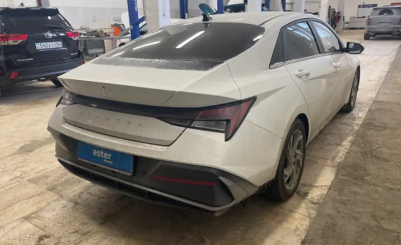 Hyundai Elantra 2024 года за 9 000 000 тг. в Актобе фото 5