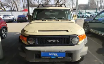 Toyota FJ Cruiser 2008 года за 10 000 000 тг. в Алматы фото 2