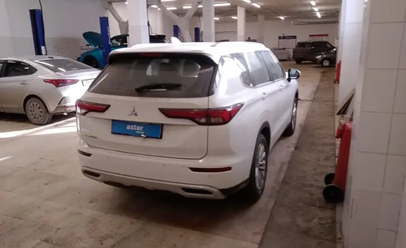 Mitsubishi Outlander 2024 года за 19 000 000 тг. в Актобе фото 5
