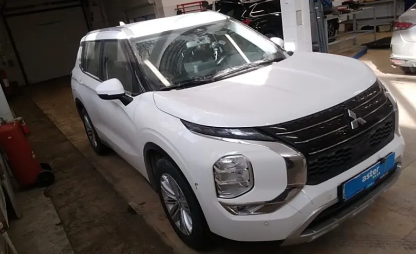 Mitsubishi Outlander 2024 года за 19 000 000 тг. в Актобе фото 4
