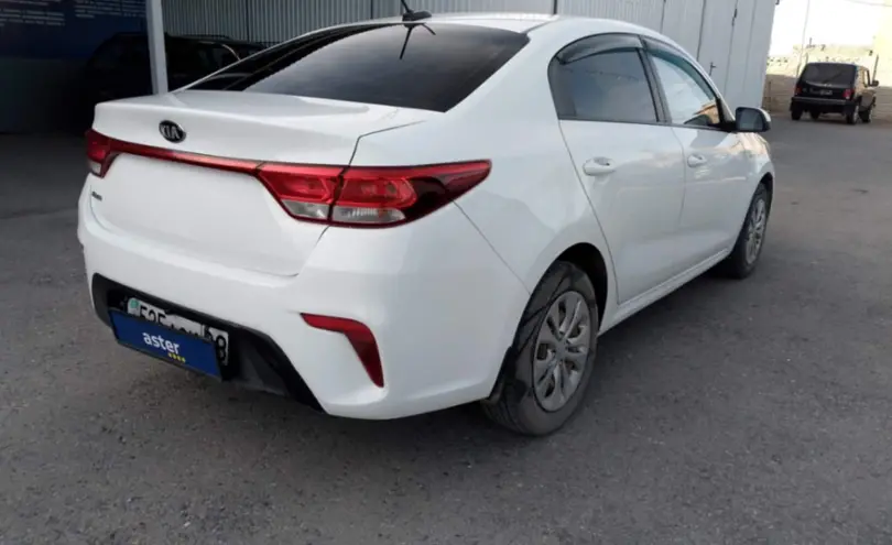 Kia Rio 2019 года за 7 000 000 тг. в Тараз фото 5