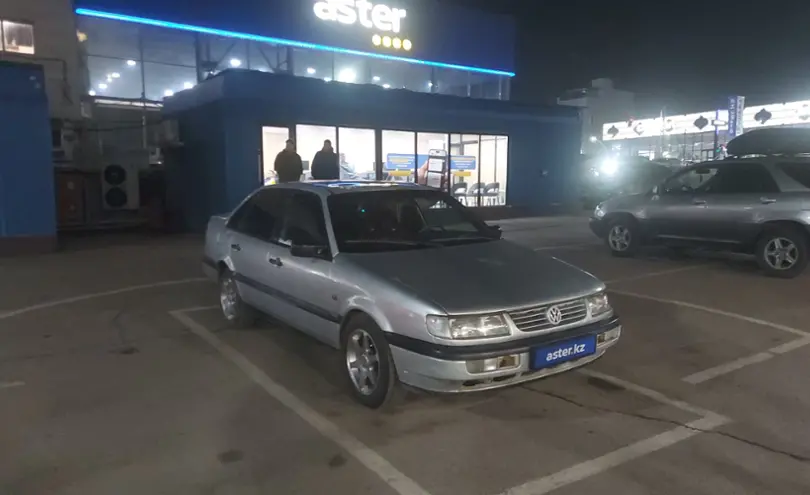 Volkswagen Passat 1995 года за 1 000 000 тг. в Алматы фото 2