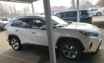 Toyota RAV4 2019 года за 14 000 000 тг. в Алматы фото 4