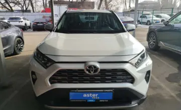Toyota RAV4 2019 года за 14 000 000 тг. в Алматы фото 2
