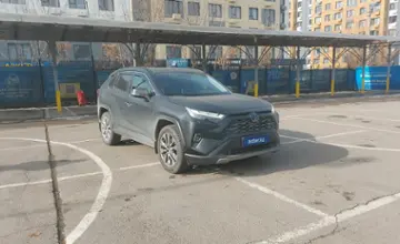 Toyota RAV4 2024 года за 25 000 000 тг. в Алматы фото 1