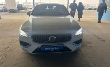 Volvo S60 2022 года за 15 000 000 тг. в Алматы фото 2
