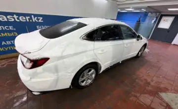 Hyundai Sonata 2021 года за 10 500 000 тг. в Астана фото 4