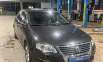 Volkswagen Passat 2005 года за 2 800 000 тг. в Караганда фото 3