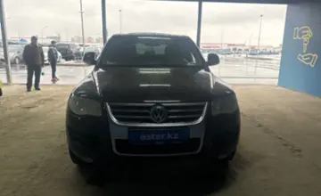 Volkswagen Touareg 2007 года за 6 500 000 тг. в Алматы фото 2