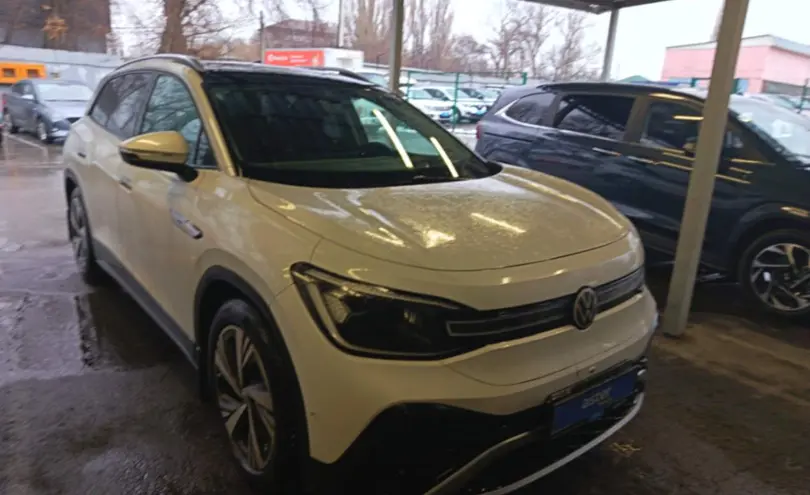 Volkswagen ID.6 2023 года за 13 000 000 тг. в Алматы фото 3