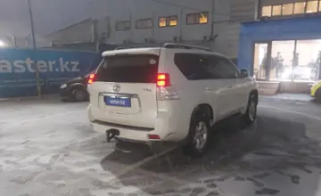 Toyota Land Cruiser Prado 2009 года за 10 000 000 тг. в Алматы фото 3