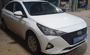 Hyundai Accent 2020 года за 5 800 000 тг. в Караганда фото 3