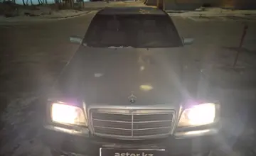 Mercedes-Benz C-Класс 2000 года за 1 800 000 тг. в Костанай фото 2