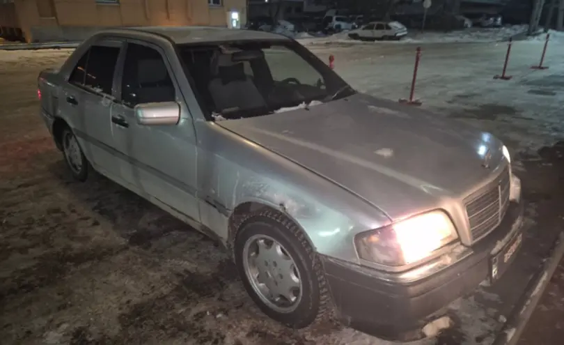 Mercedes-Benz C-Класс 2000 года за 1 200 000 тг. в Костанай фото 3