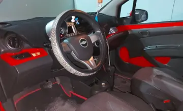 Chevrolet Spark 2010 года за 3 800 000 тг. в Шымкент фото 5