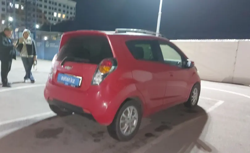 Chevrolet Spark 2010 года за 3 800 000 тг. в Шымкент фото 3