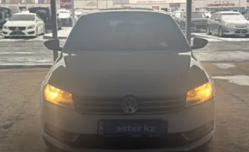 Volkswagen Passat 2014 года за 5 500 000 тг. в Алматы фото 2