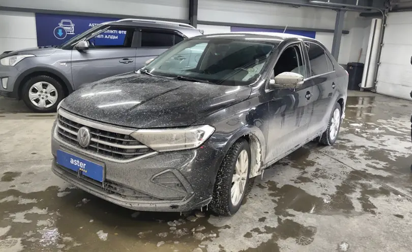 Volkswagen Polo 2022 года за 8 300 000 тг. в Астана