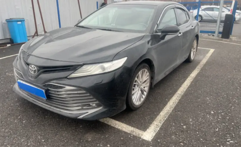 Toyota Camry 2018 года за 14 000 000 тг. в Шымкент