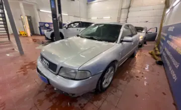 Audi A4 2000 года за 2 300 000 тг. в Астана фото 1