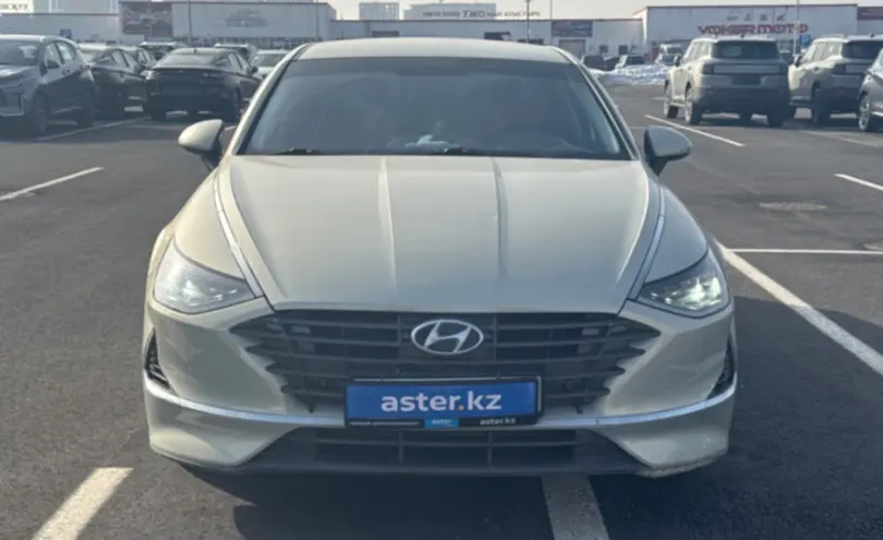 Hyundai Sonata 2019 года за 11 000 000 тг. в Алматы фото 2