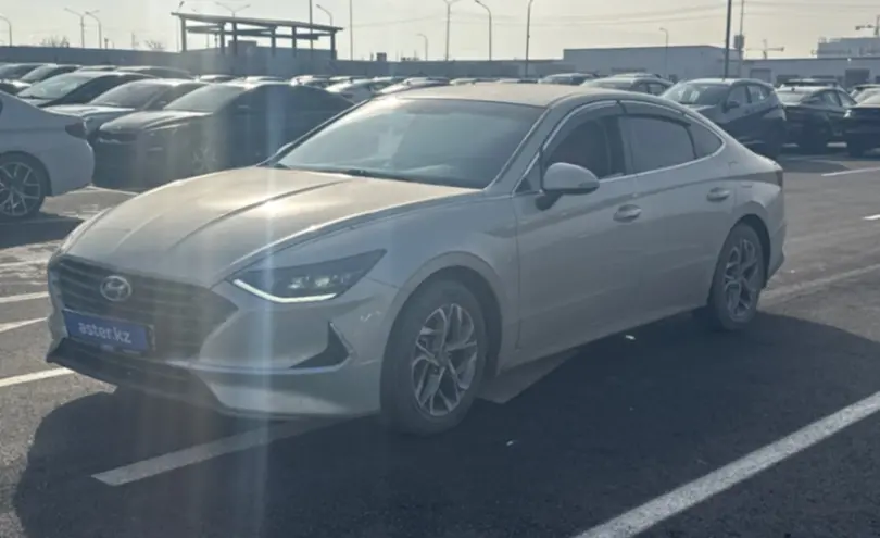 Hyundai Sonata 2019 года за 11 000 000 тг. в Алматы