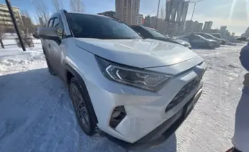 Toyota RAV4 2020 года за 16 800 000 тг. в Астана фото 3