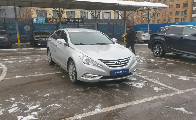 Hyundai Sonata 2014 года за 7 000 000 тг. в Алматы фото 2