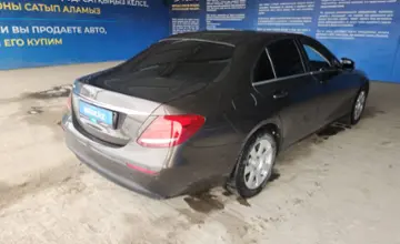 Mercedes-Benz E-Класс 2016 года за 11 000 000 тг. в Алматы