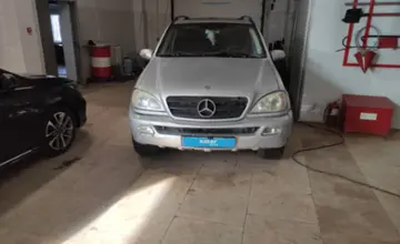 Mercedes-Benz M-Класс 2003 года за 4 000 000 тг. в Актобе фото 2