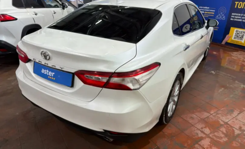 Toyota Camry 2019 года за 15 000 000 тг. в Астана фото 5