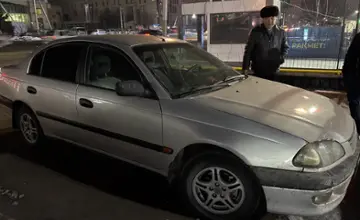 Toyota Avensis 1998 года за 1 500 000 тг. в Алматы фото 3