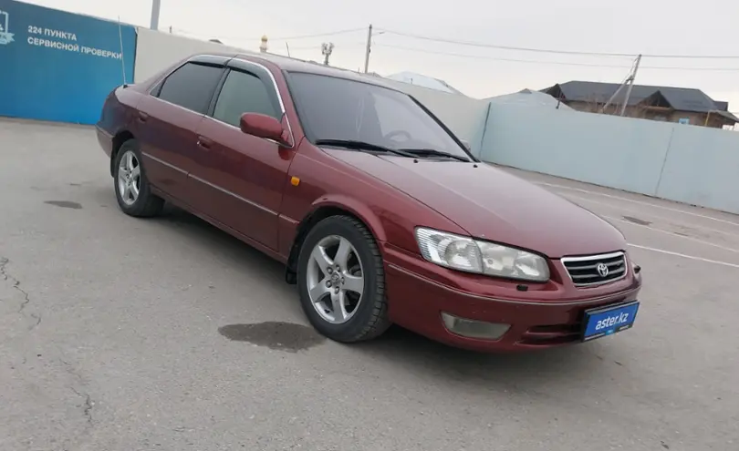 Toyota Camry 2000 года за 4 500 000 тг. в Шымкент фото 2
