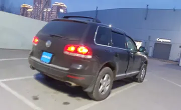 Volkswagen Touareg 2004 года за 5 800 000 тг. в Шымкент фото 3