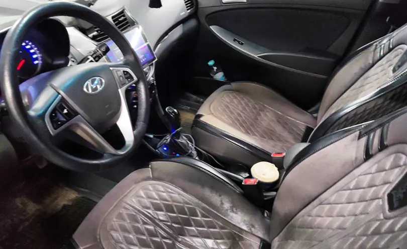 Hyundai Accent 2015 года за 5 800 000 тг. в Астана фото 5
