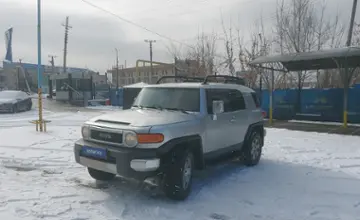 Toyota FJ Cruiser 2006 года за 12 000 000 тг. в Алматы фото 1