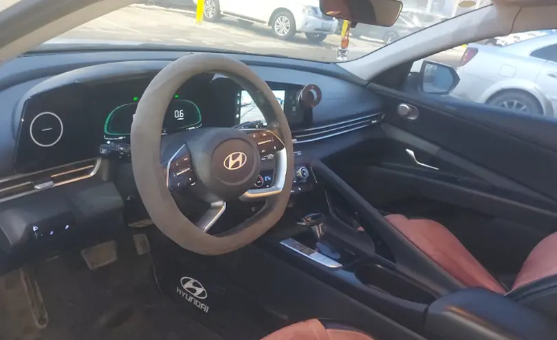 Hyundai Elantra 2023 года за 9 000 000 тг. в Алматы фото 5