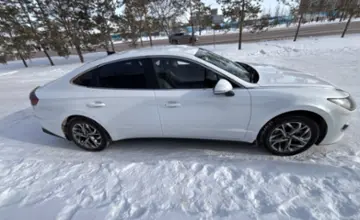 Hyundai Sonata 2020 года за 11 000 000 тг. в Астана фото 4