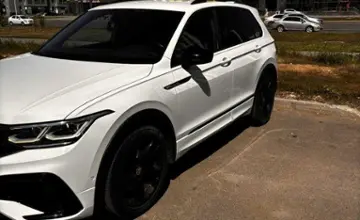 Volkswagen Tiguan 2021 года за 14 500 000 тг. в Астана фото 1