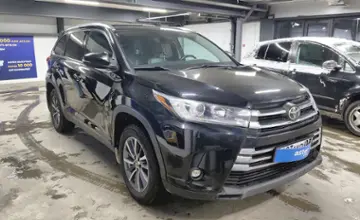 Toyota Highlander 2019 года за 19 000 000 тг. в Астана фото 2