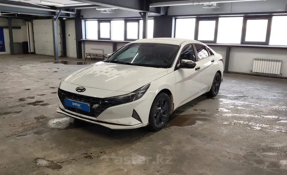 Hyundai Elantra 2023 года за 9 900 000 тг. в Астана