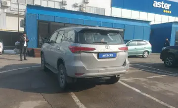 Toyota Fortuner 2022 года за 20 000 000 тг. в Алматы фото 4