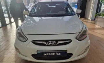 Hyundai Accent 2012 года за 2 500 000 тг. в Астана фото 2