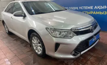 Toyota Camry 2016 года за 9 500 000 тг. в Астана фото 3