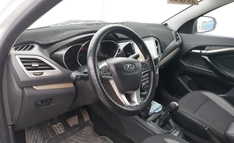 LADA (ВАЗ) Vesta 2018 года за 3 600 000 тг. в Шымкент фото 5