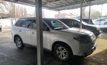 Mitsubishi Outlander 2012 года за 7 000 000 тг. в Алматы фото 4