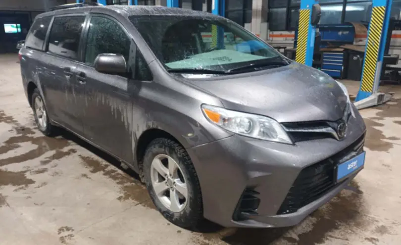 Toyota Sienna 2019 года за 16 000 000 тг. в Караганда фото 3