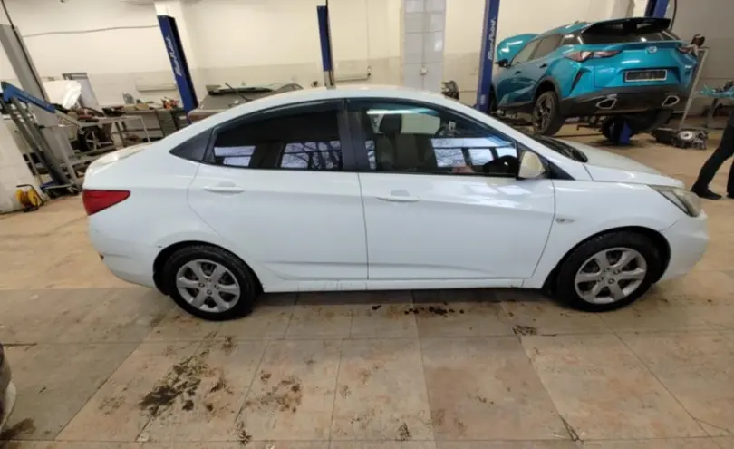Hyundai Accent 2013 года за 5 000 000 тг. в Актобе фото 4